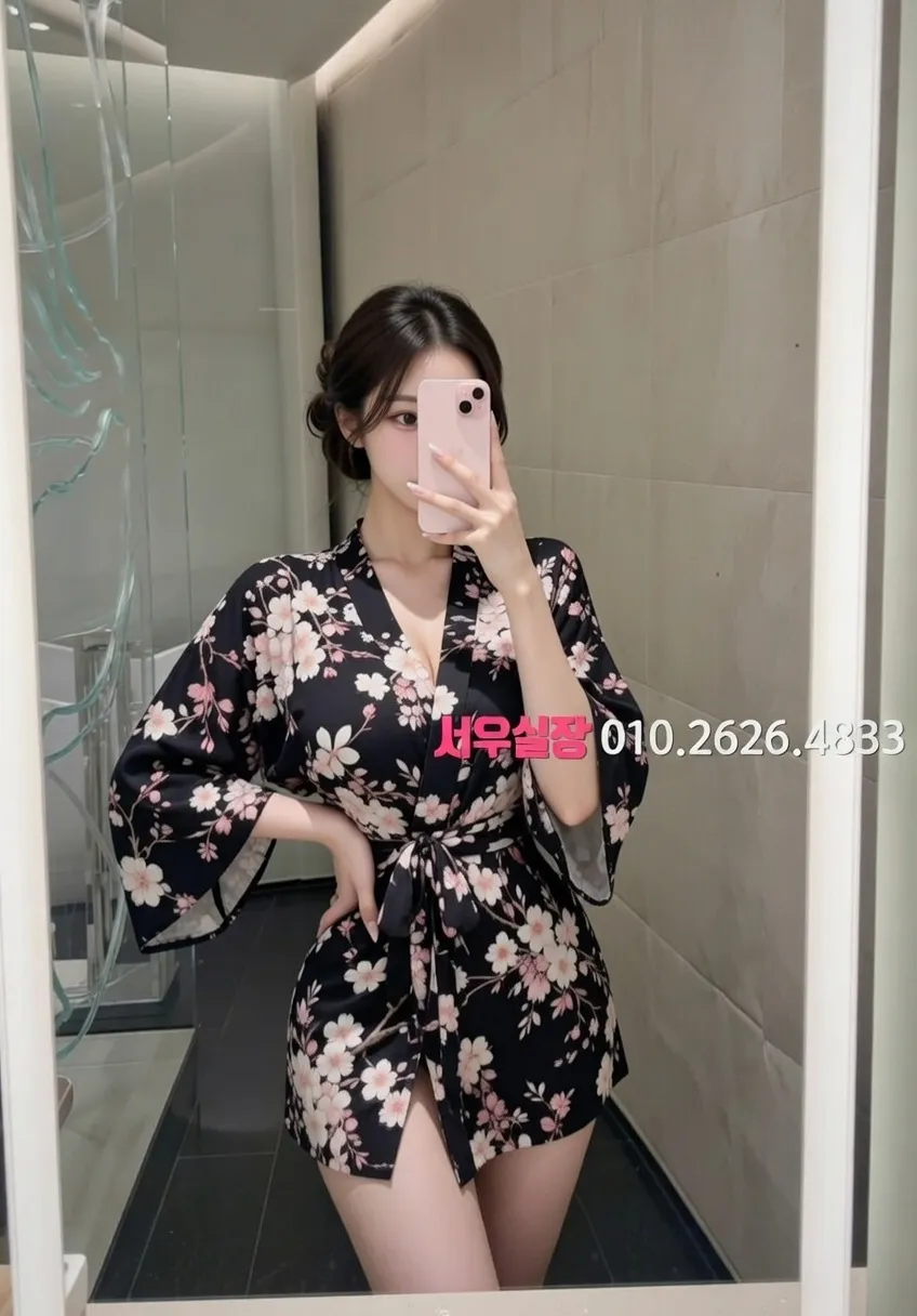 돌다리 미러룸 프리미엄 라인업 32번 프로필